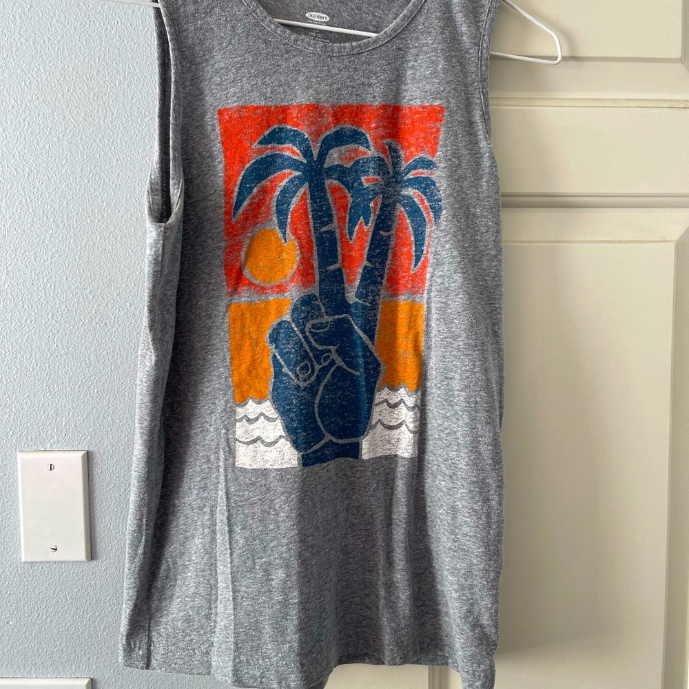 Old Navy boys tank size 10/12